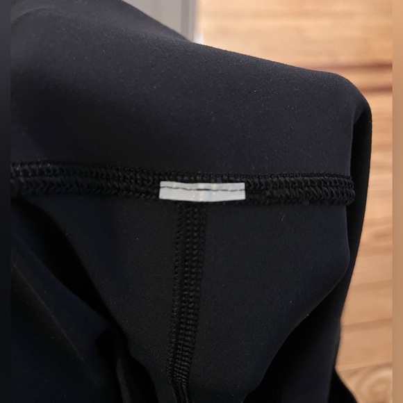 Lululemon Wunder Train High-Rise Tight 25” Black Size 10 - Picture 3 of 3